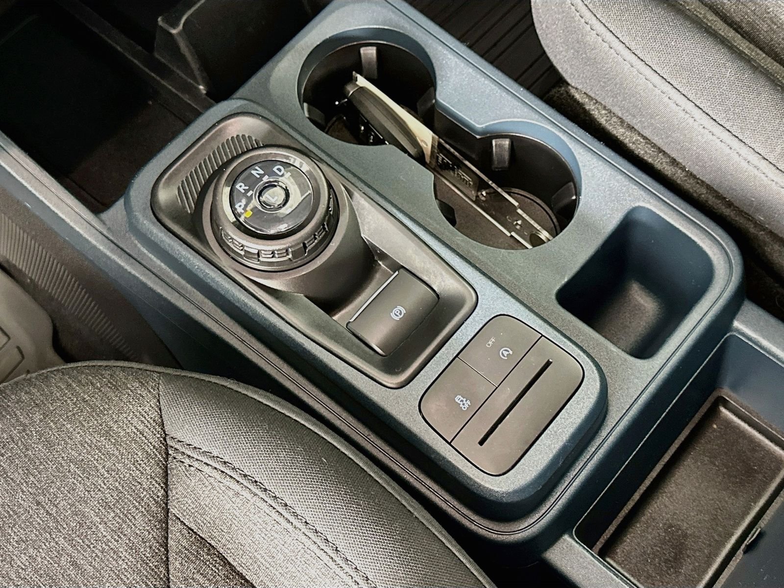 Used 2025 Velocity Blue Ford XLT image 16