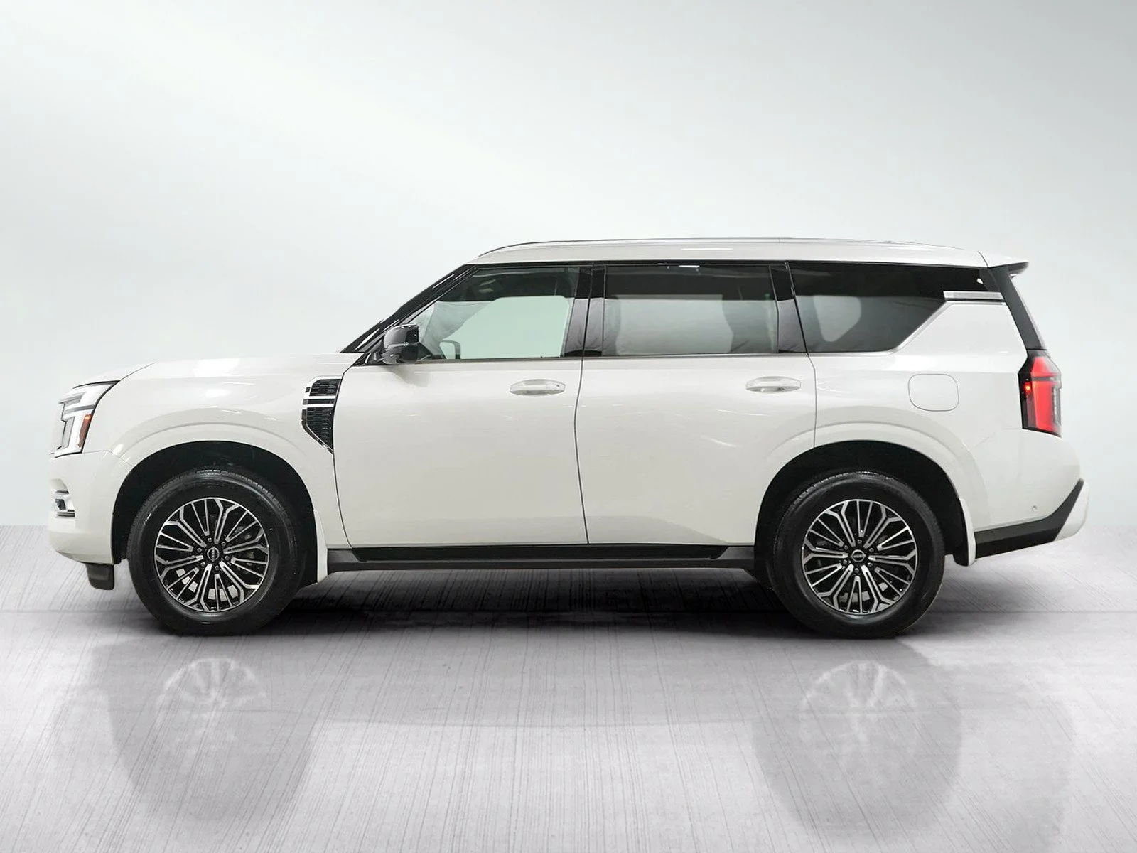 Used 2025 Nissan Armada SL with VIN JN8AY3BB6S9101687 for sale in Minneapolis, Minnesota
