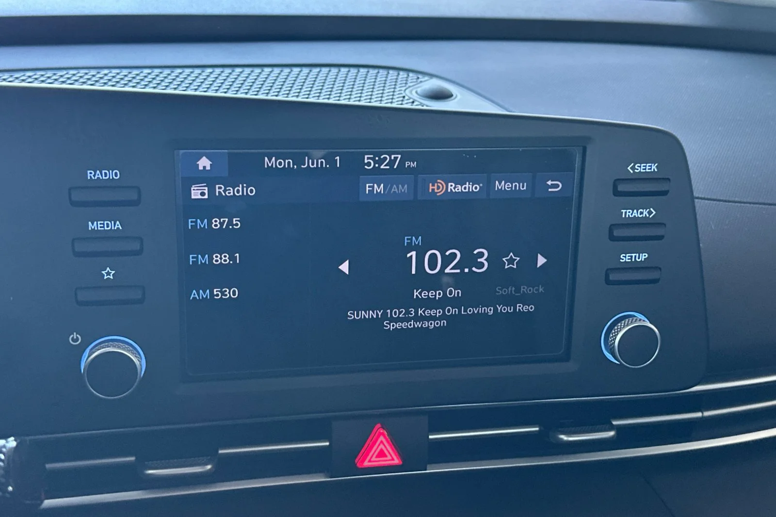 Used 2025 Abyss Black Hyundai SE image 17