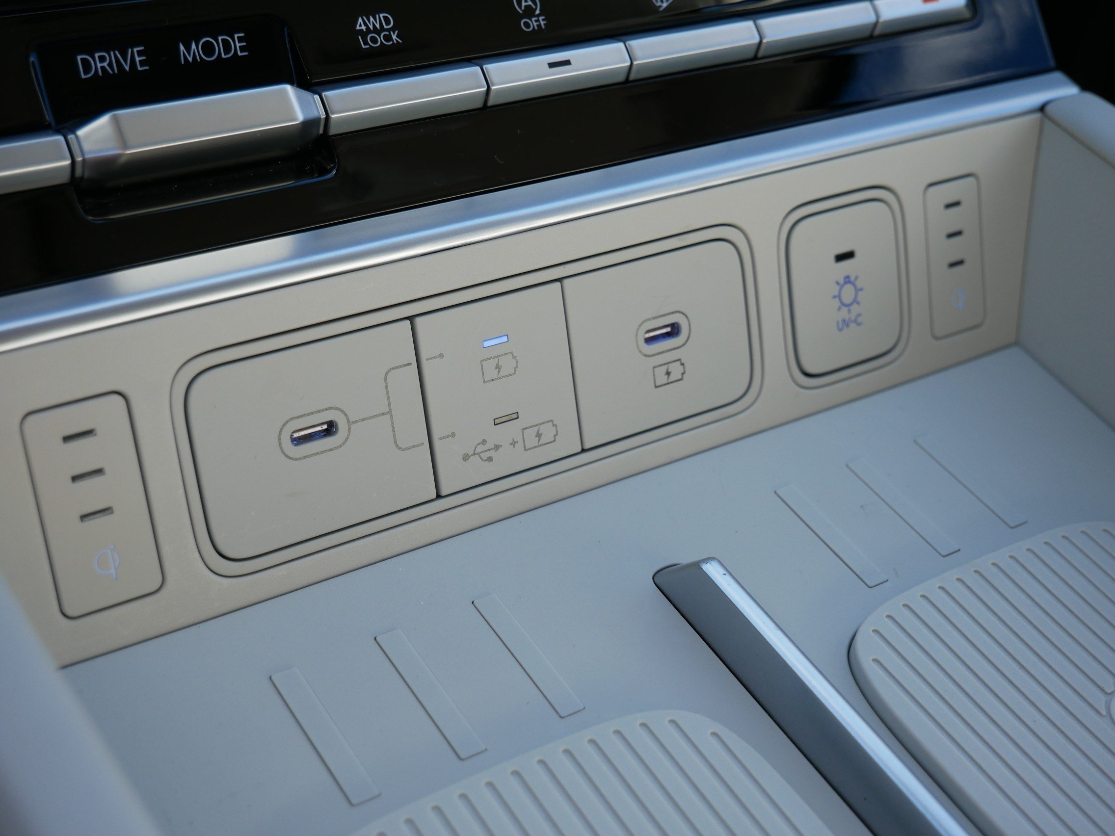 2025 Hyundai Santa Fe Calligraphy - Photo 24