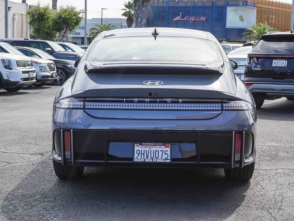 Used 2023 Blue Hyundai SEL image 5