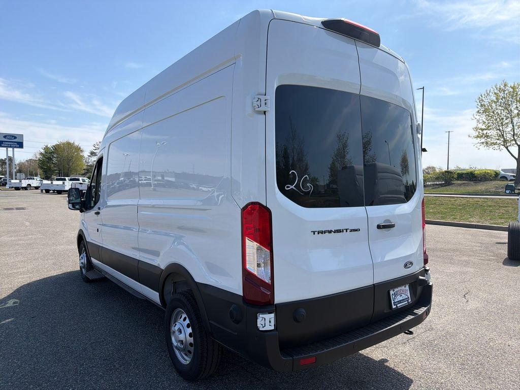 New 2026 Oxford White Ford Cargo Van image 4