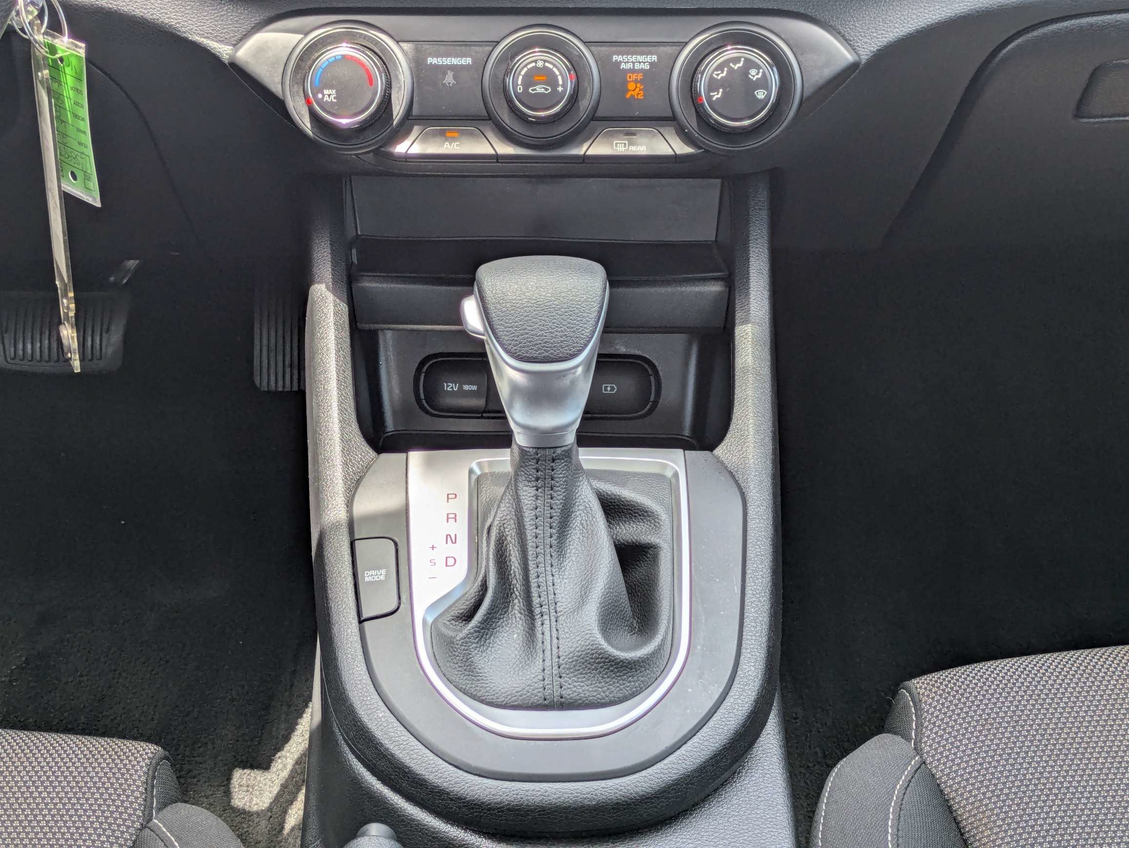 Certified Used 2024 Snow White Pearl Kia LXS image 19