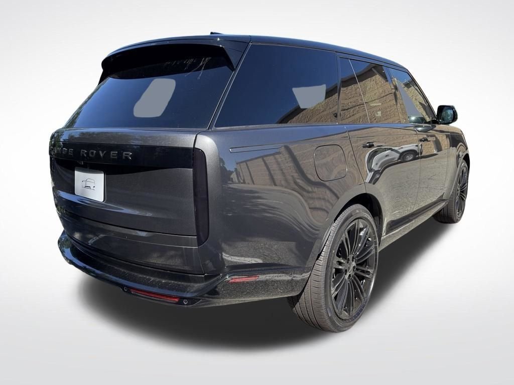 New 2026 Carpathian Grey LAND ROVER SE image 5