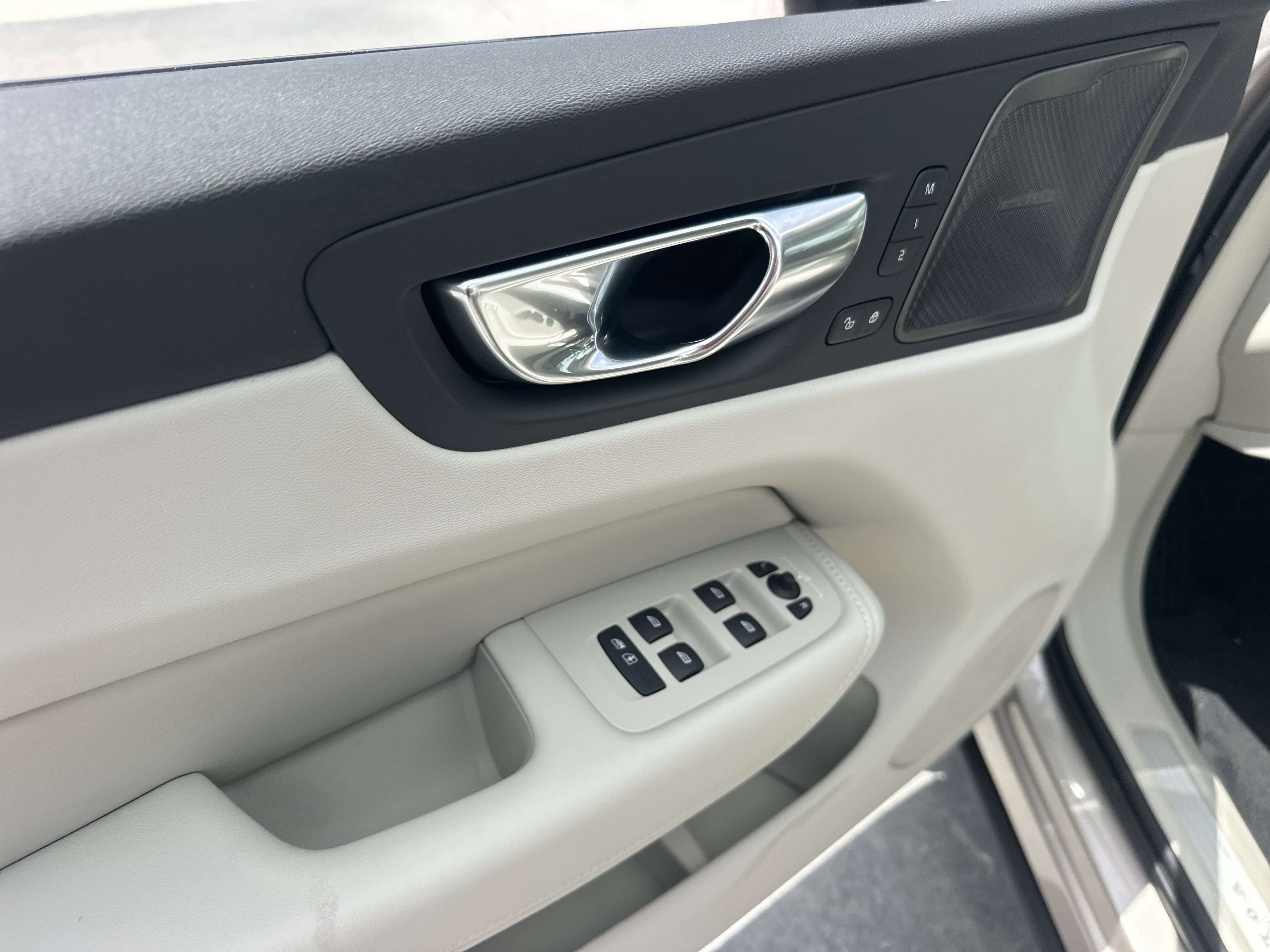 New 2026  Volvo Ultra image 17