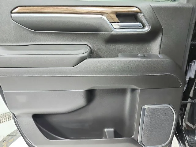 2024 Chevrolet Silverado 1500 LT Trail Boss - Photo 39