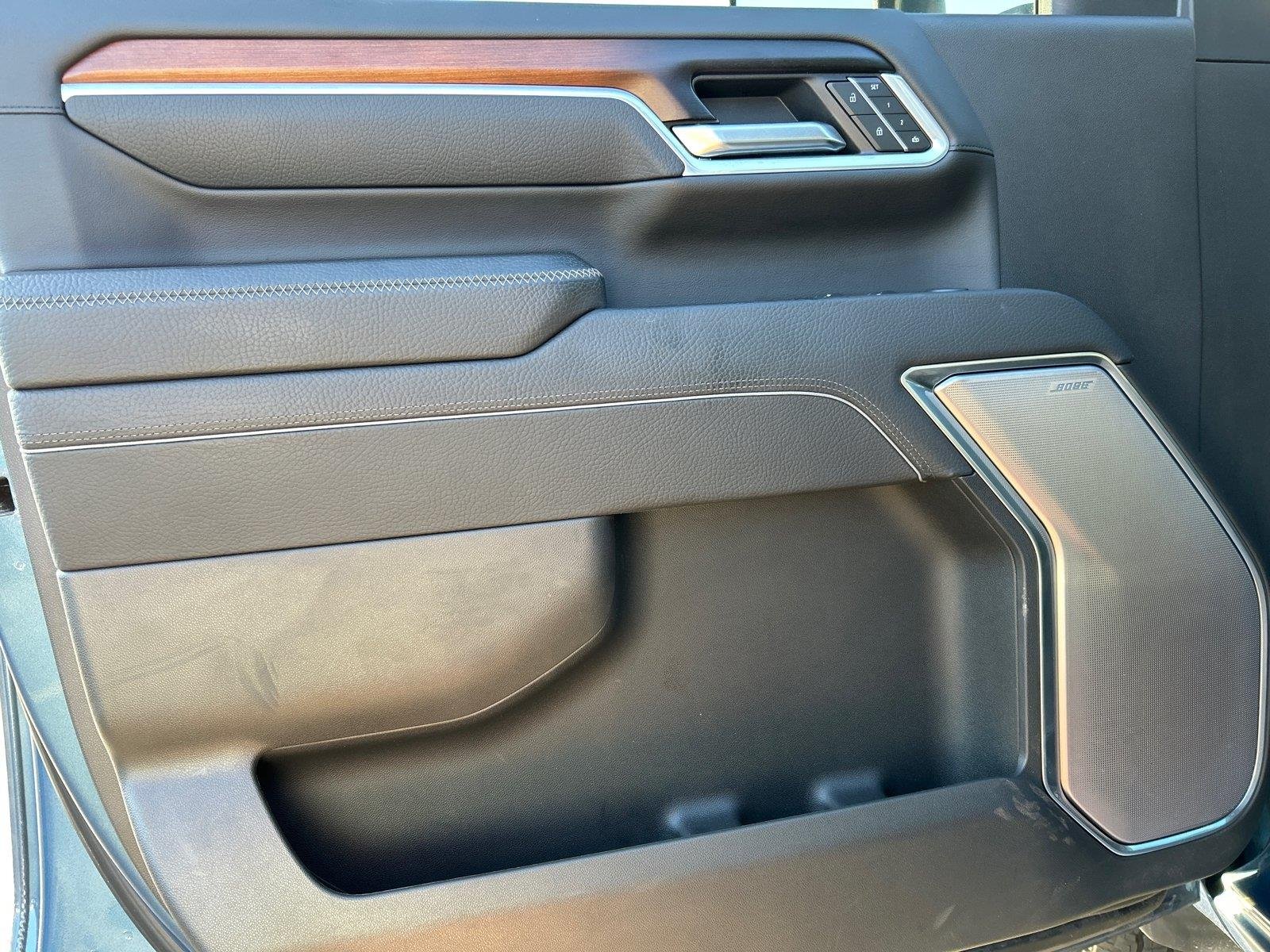 Used 2025 Downpour Metallic GMC Denali image 18