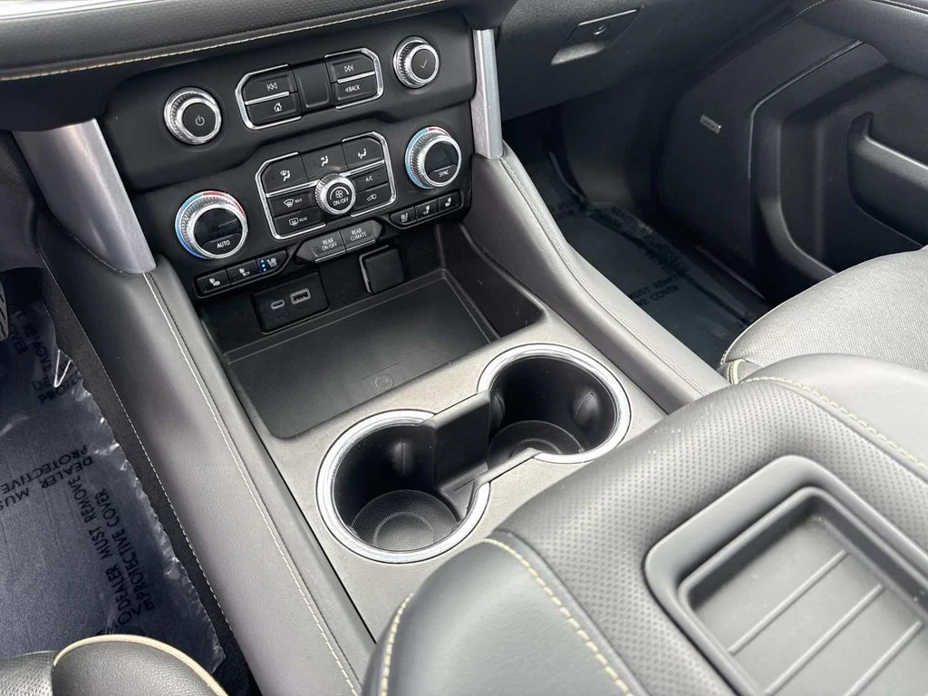 Used 2023 Silver GMC SLT image 21