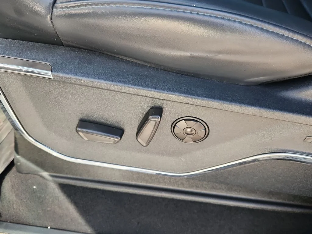 Used 2026 White Ford Platinum image 8