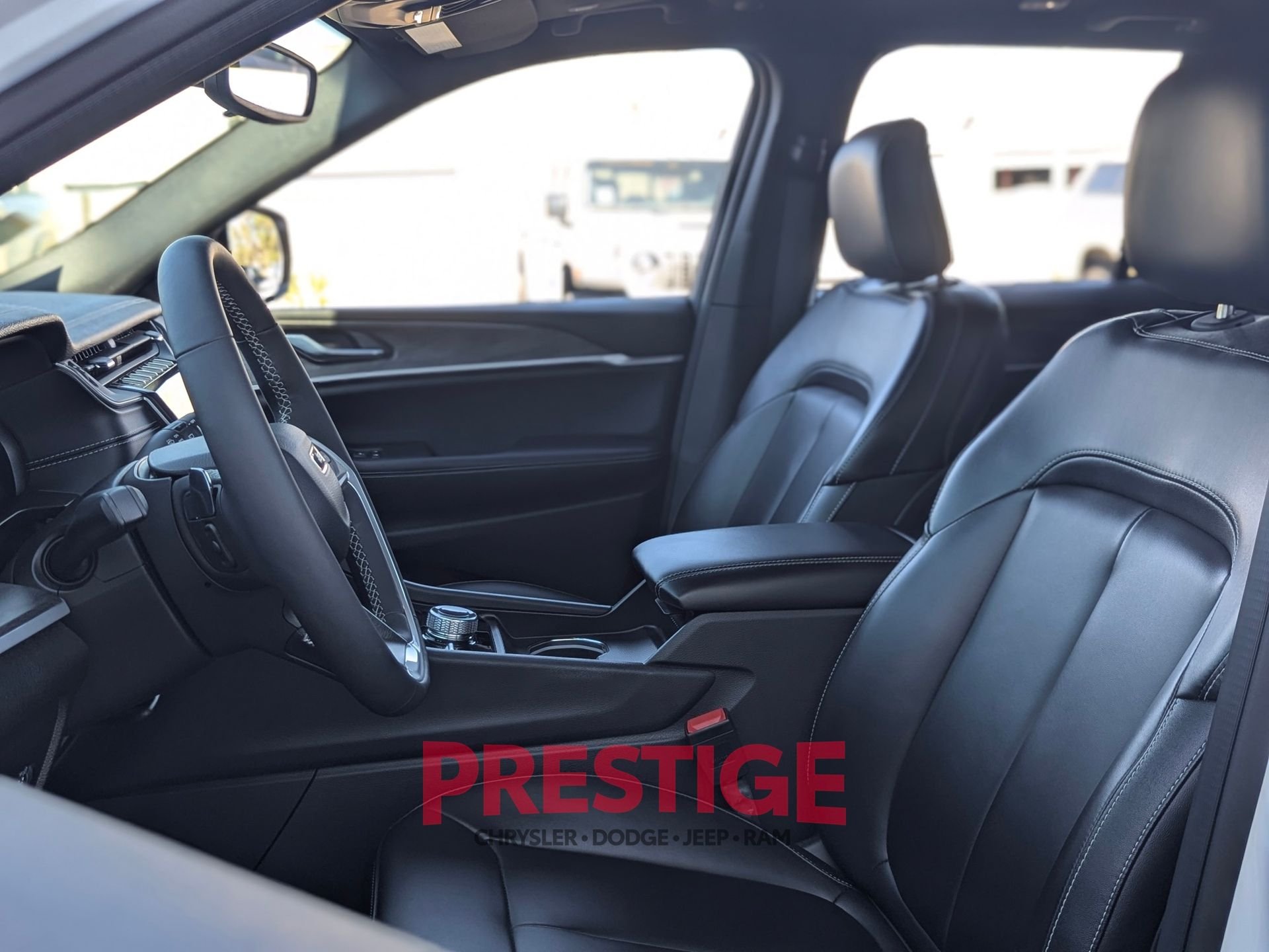 Used 2024 White Jeep Limited image 30