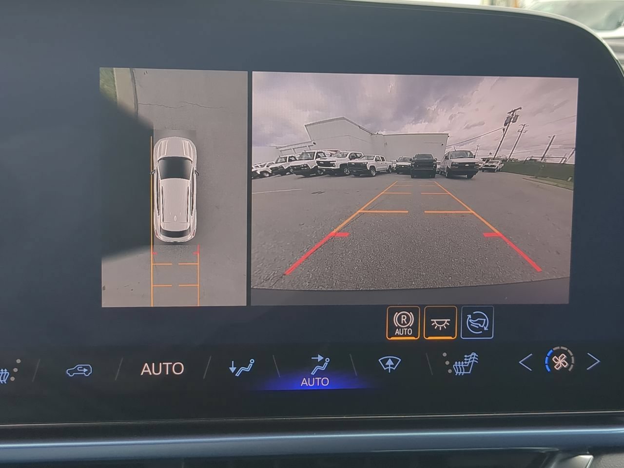 2026 Chevrolet Equinox EV 2LT - Photo 15