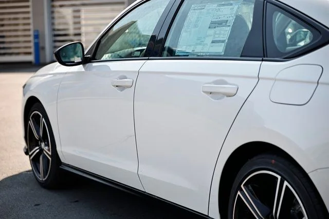 New 2026 Platinum White Pearl Honda SE image 9