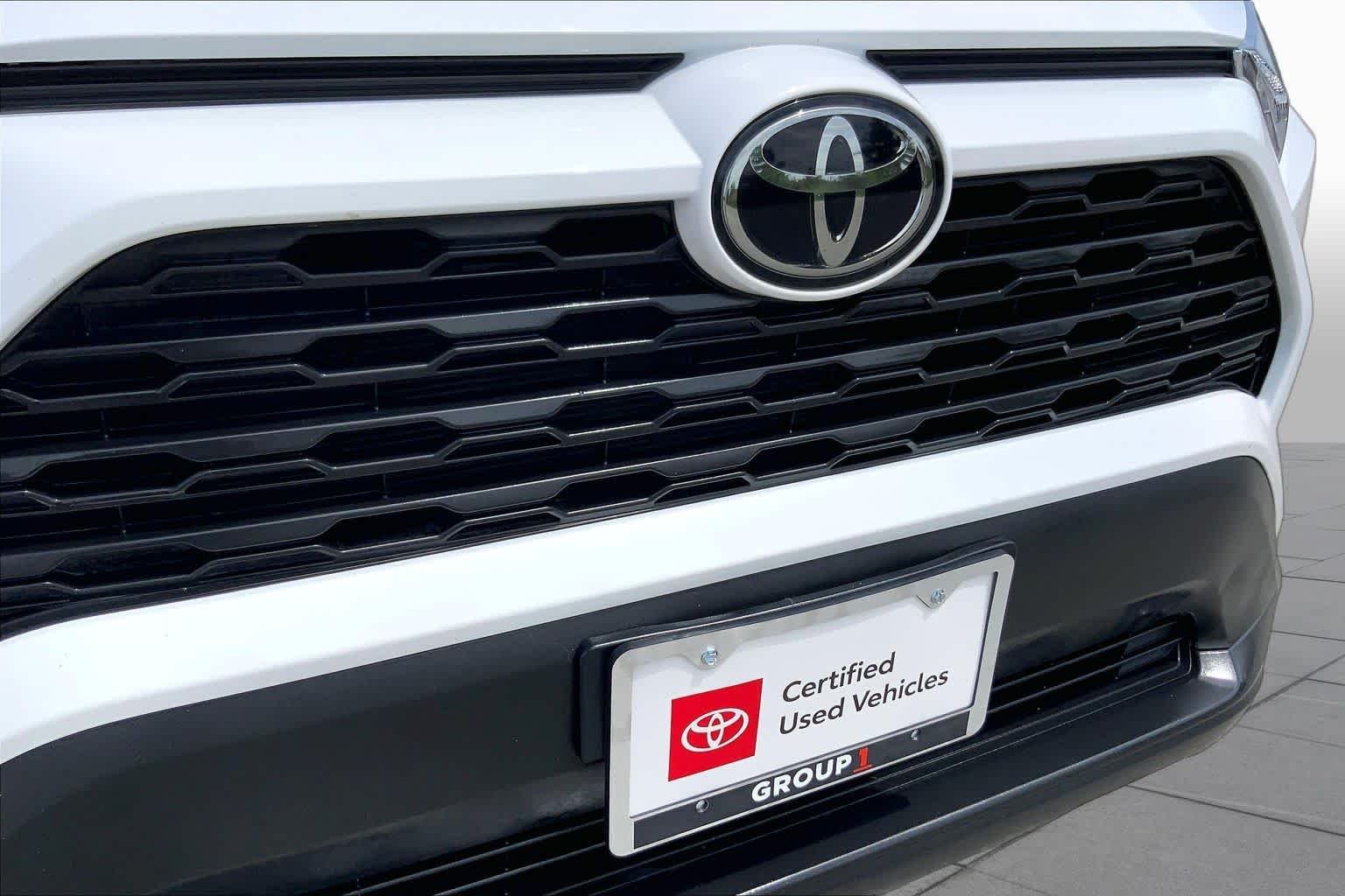 Certified Used 2023 Ice Cap Toyota XLE image 29
