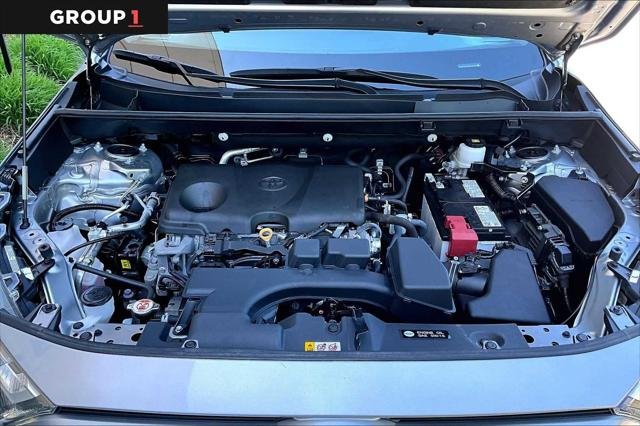 Certified Used 2024 SILVER SKY METALLIC Toyota  image 30