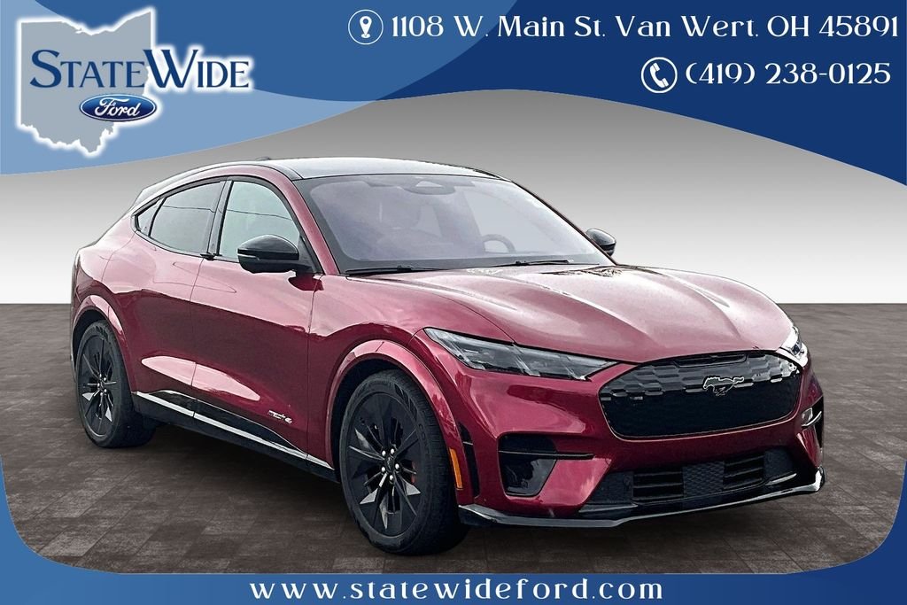2025 Ford Mustang-Mach-e GT's photo