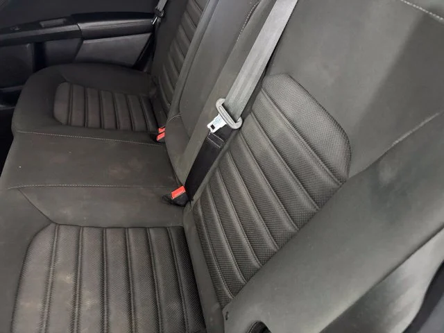 Used 2019 Gray Ford SE image 30