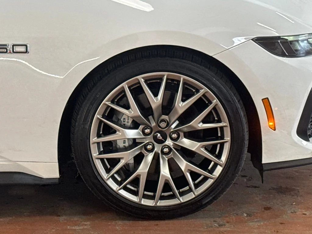 Used 2025 White Ford GT Premium image 9