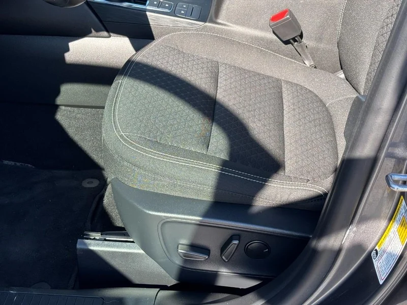 Used 2024 Gray Ford Active image 17