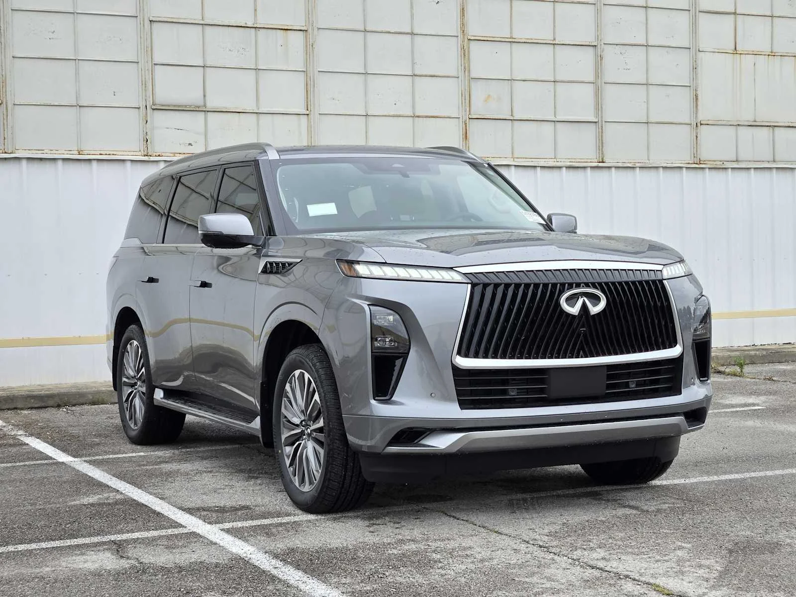 New 2026 DYNAMIC METAL INFINITI Luxe 2WD image 2