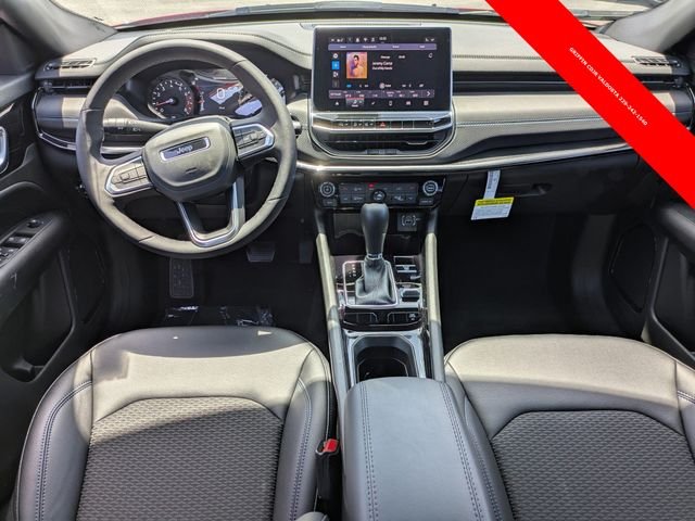 Used 2025 Red Jeep Latitude image 16