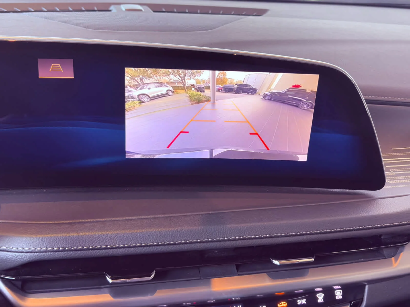2024 Cadillac XT4 Premium Luxury - Photo 18