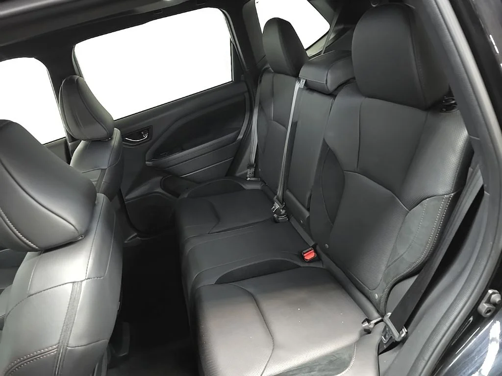 Used 2025 Crystal Black Silica Subaru Touring image 33