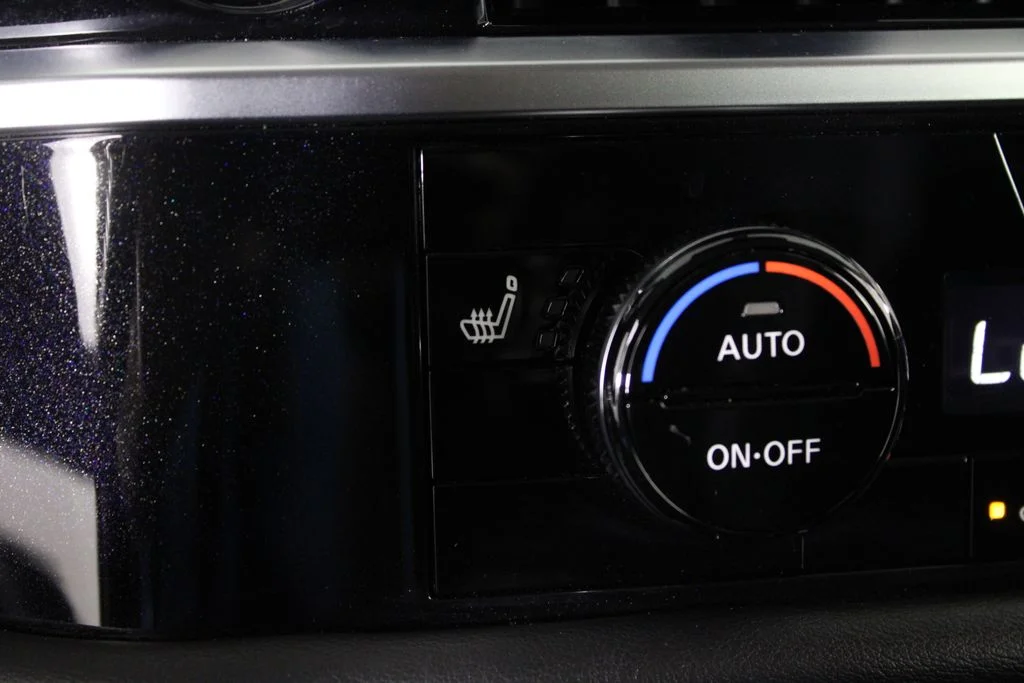 2024 Nissan Pathfinder SV - Photo 25