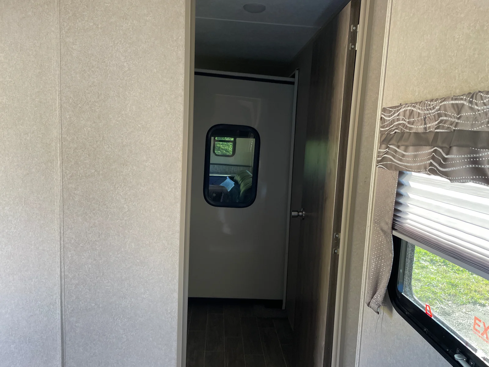 Used 2019  Forest River  image 13
