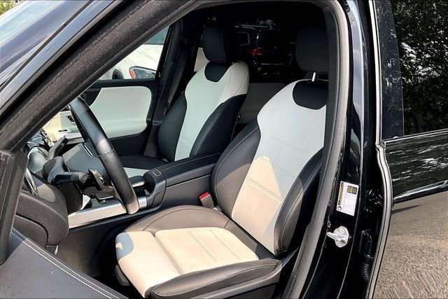 Certified Used 2023 Black Mercedes-Benz GLB 250 image 6