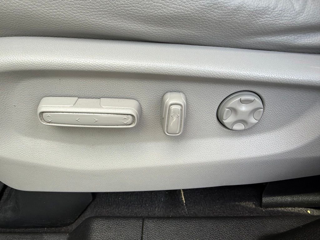 Used 2020  Honda EX-L image 10