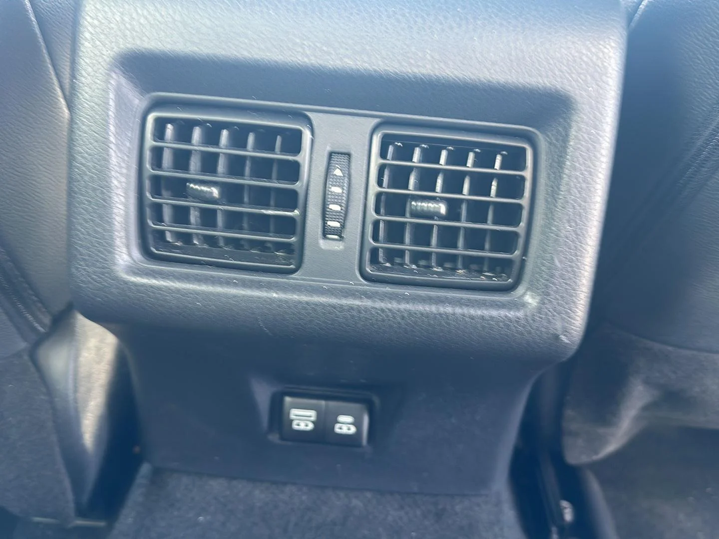 Used 2025 Ice Toyota XSE image 12