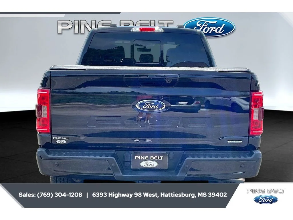 Used 2022 Agate Black Metallic Ford XLT image 4