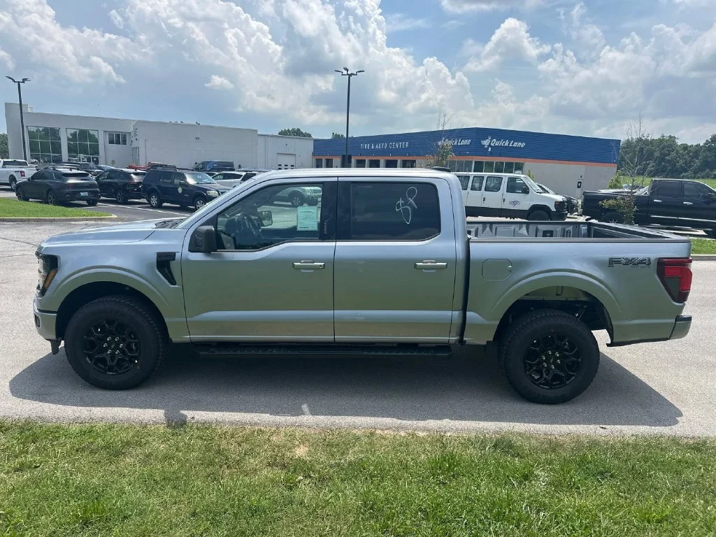 New 2026 Silver Ford XLT image 7