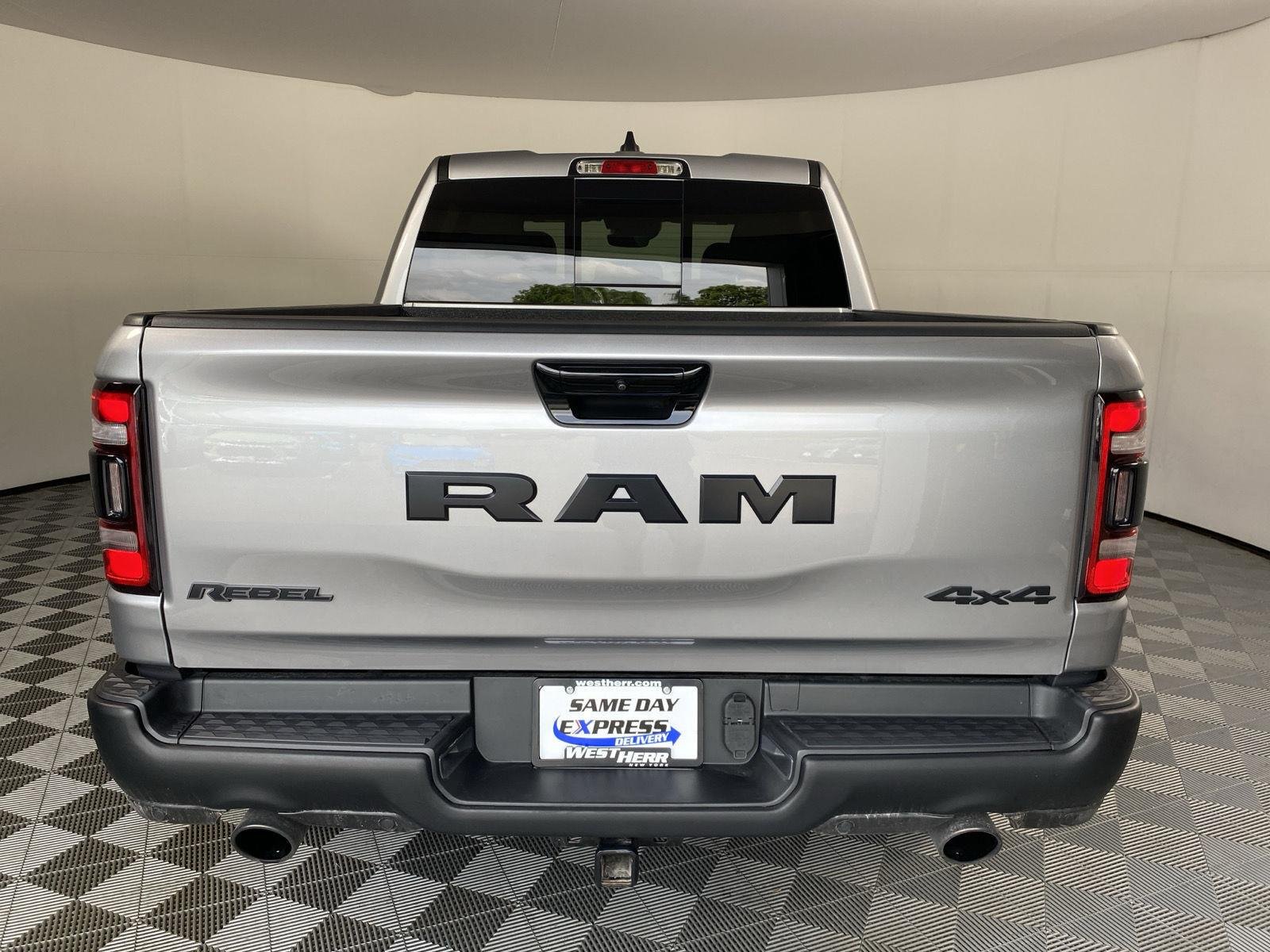 Used 2024 Billet Silver Metallic Clearcoat Ram Rebel image 6