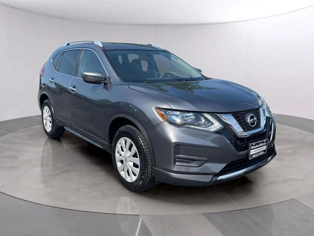 Used 2017 Gun Metallic Nissan S image 7