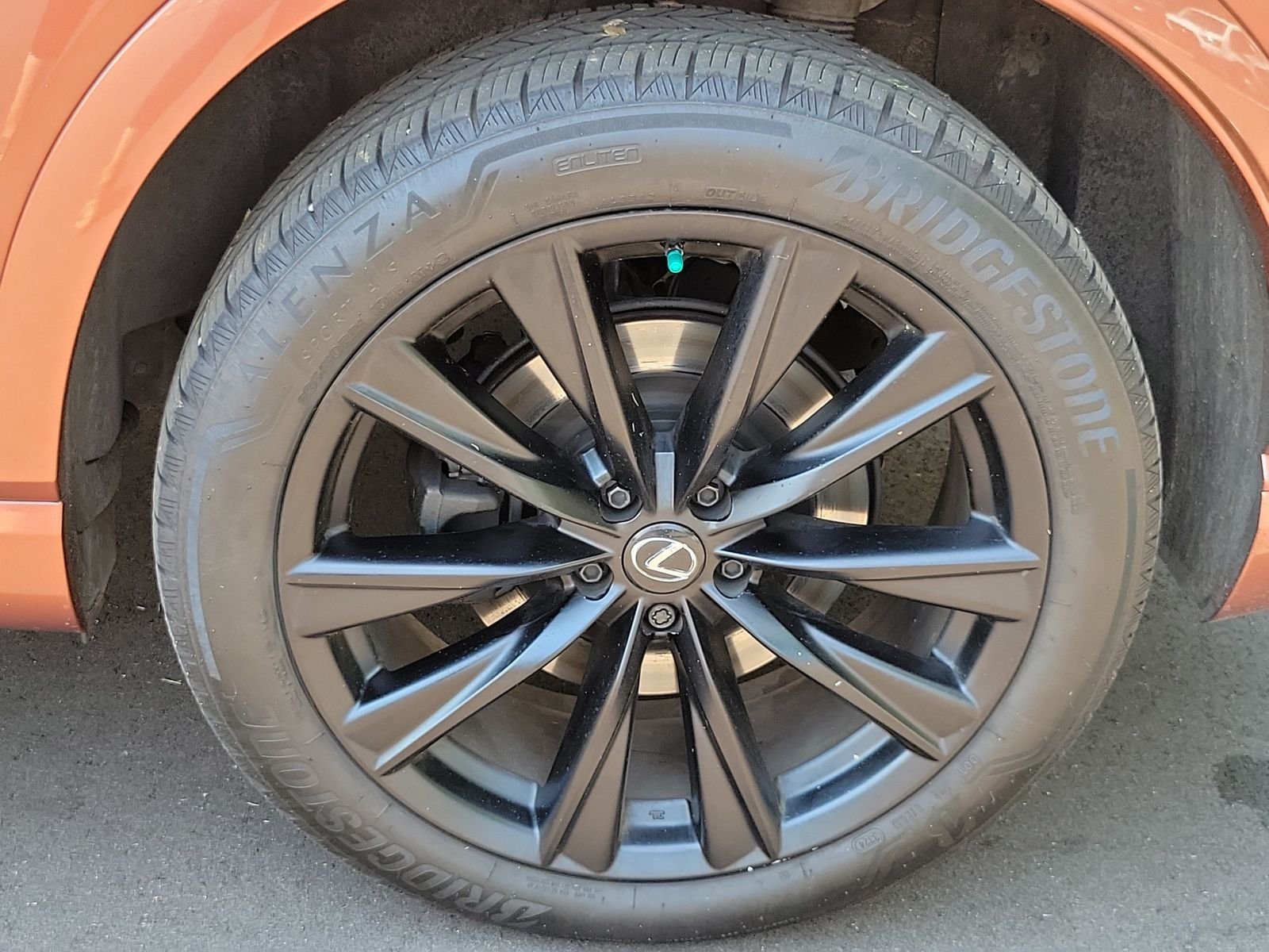 Used 2024 Brown Lexus 500h F SPORT Performance image 6