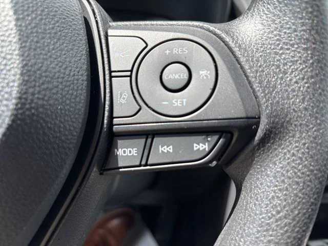 Used 2025 Red Toyota XLE image 18