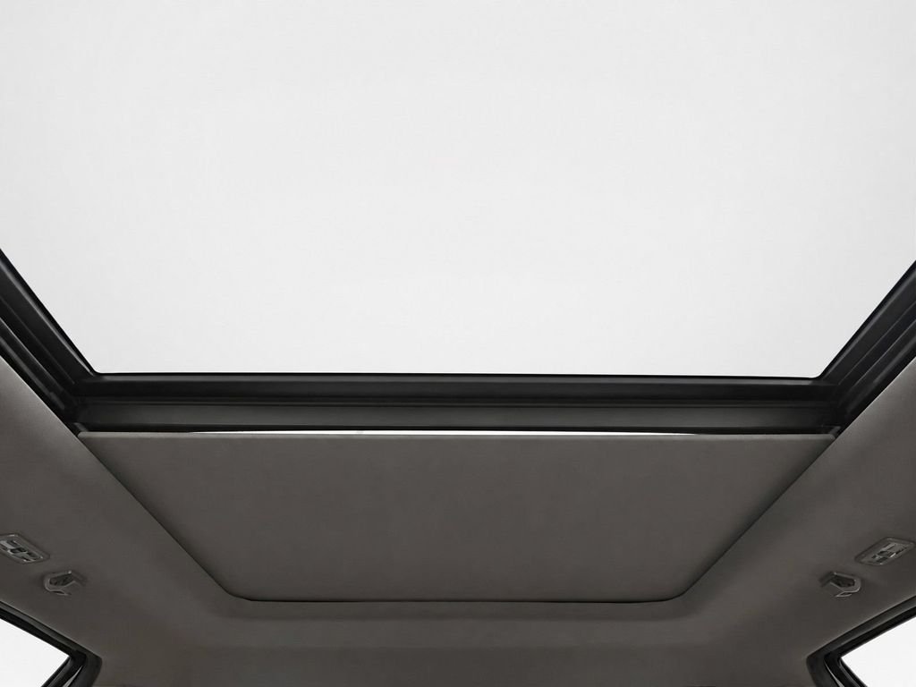 New 2026 Star White Metallic Tri-Coat Ford F-350® Platinum® image 20
