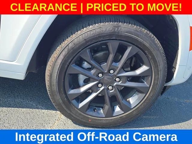 Used 2026 White Jeep Limited Reserve image 33