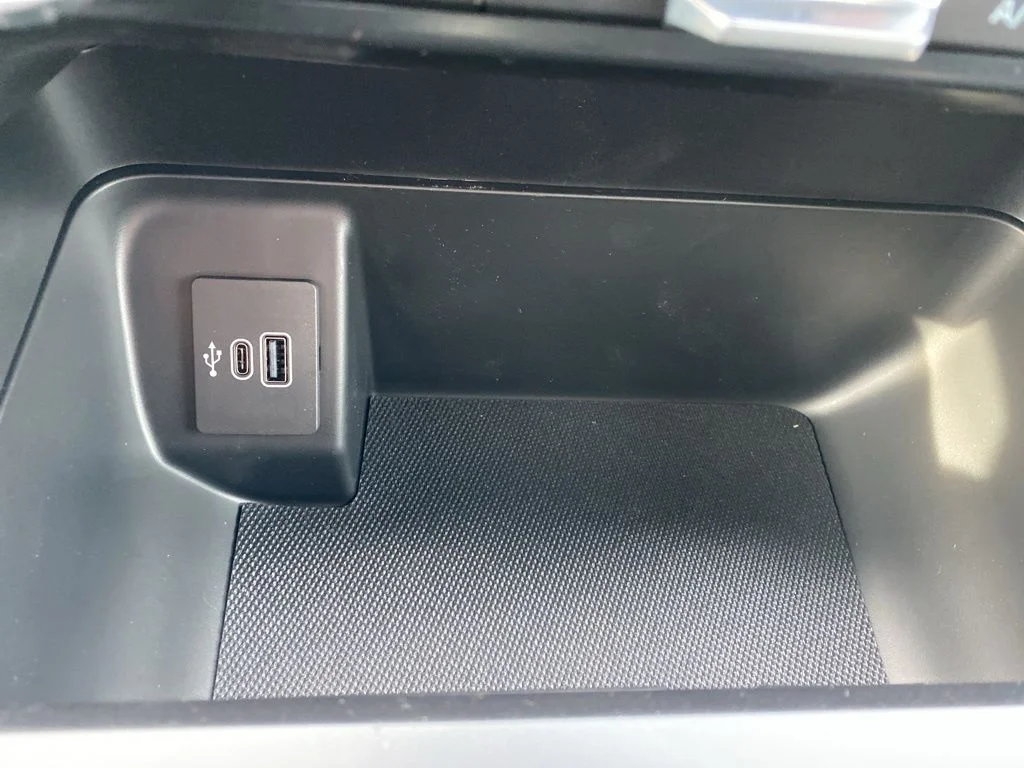 New 2026 Oxford White Ford XLT image 31