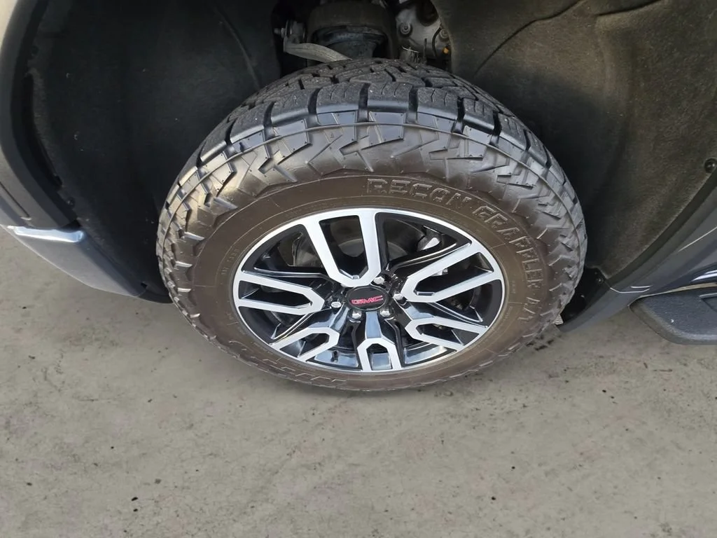 Used 2021 DARK SKY METALLIC GMC AT4 image 9