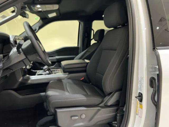 New 2026 White Ford XLT image 16
