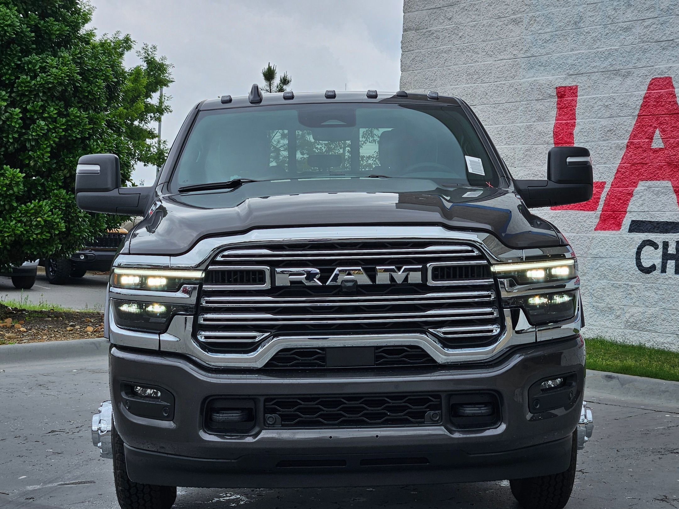 New 2026 Granite Crystal Metallic Clear-Coat Exterior Paint RAM Big Horn image 2