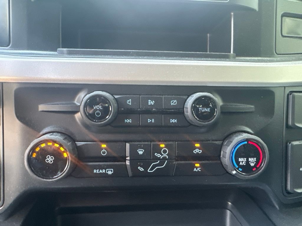 Used 2024 Gray Ford XLT image 18