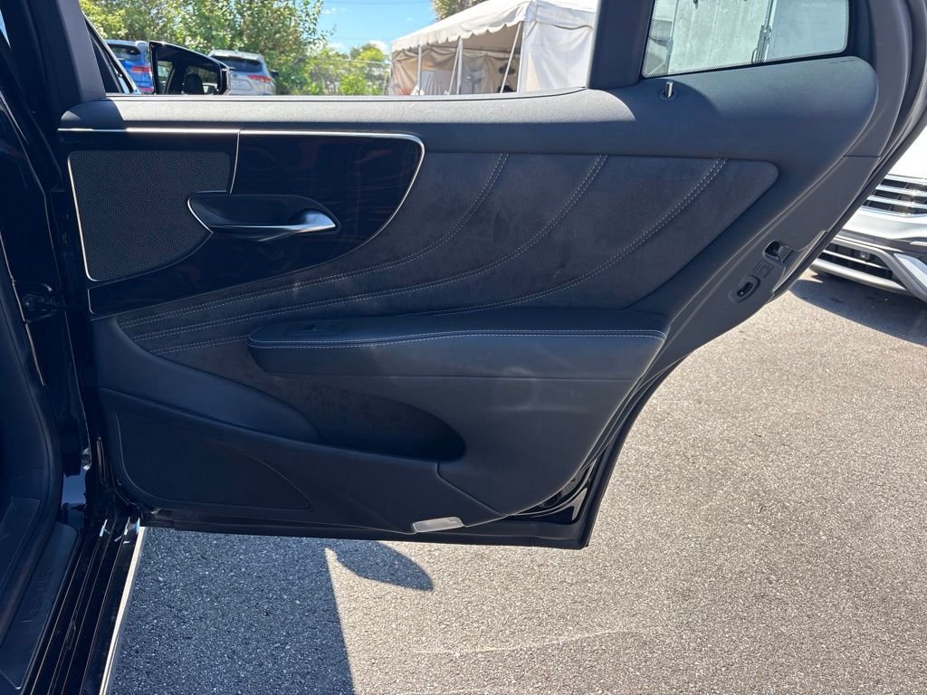 Used 2023 Black Lexus 500 Base image 18