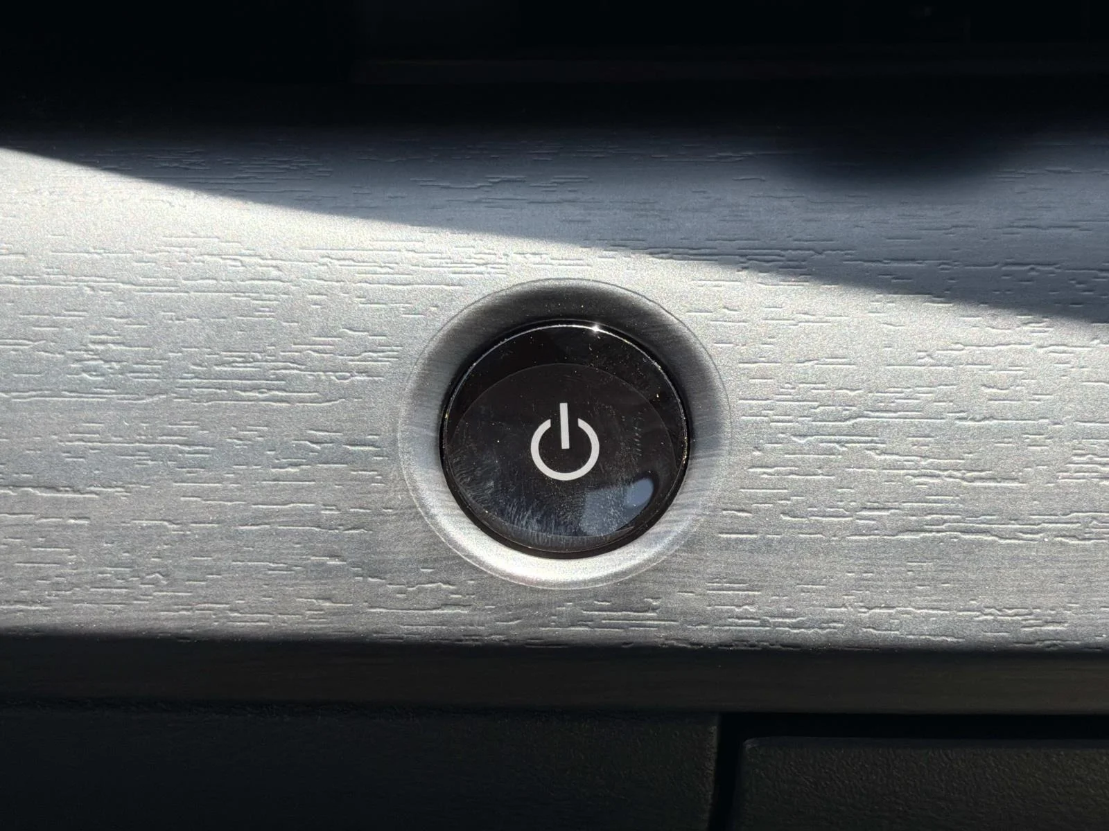 Used 2025 GUN METALLIC Nissan ENGAGE FWD image 15