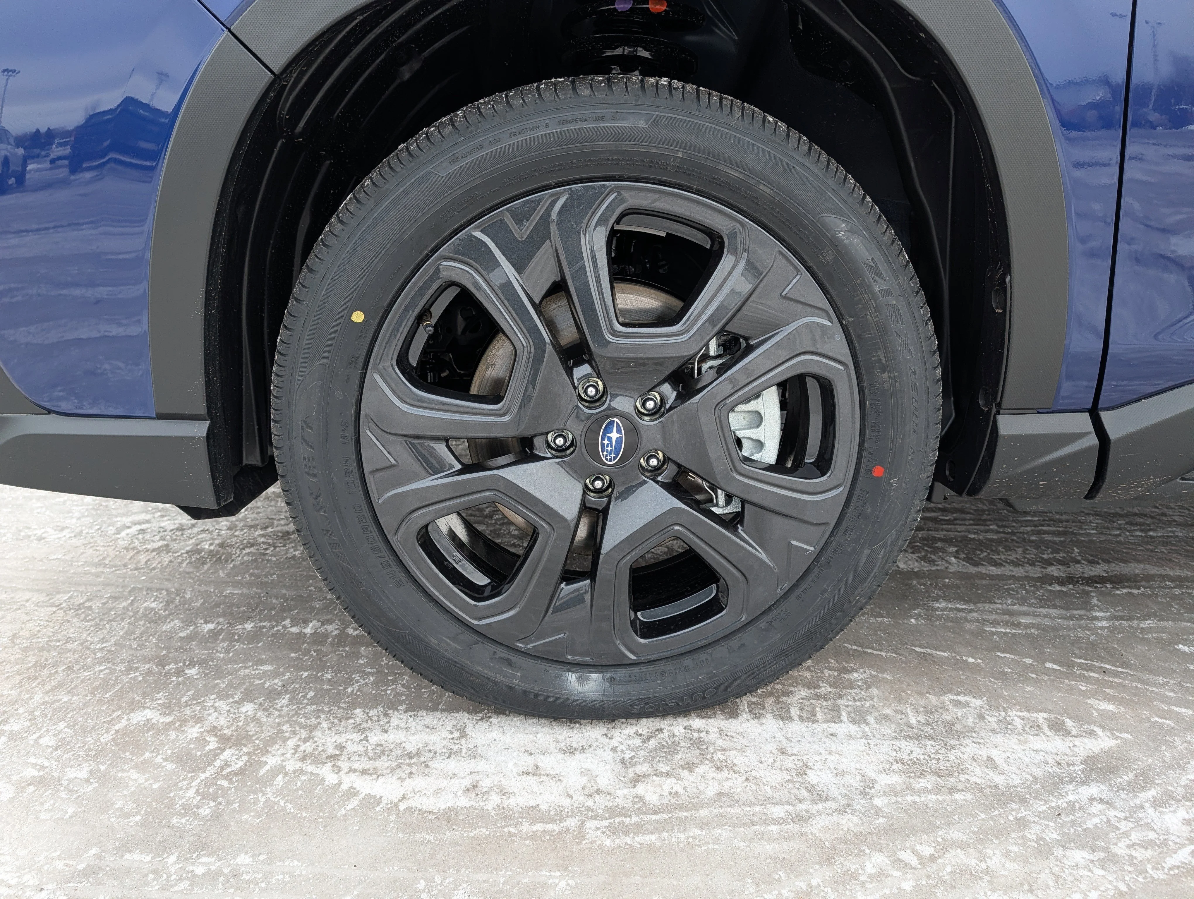 New 2026 SAPPHIRE BLUE PEARL Subaru Onyx Edition Touring 7-Passenger image 5