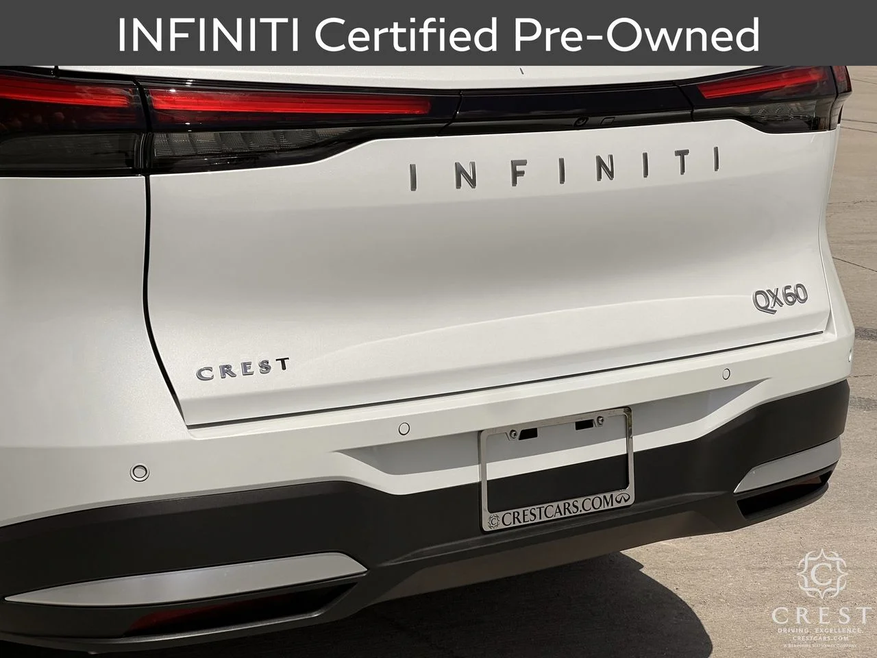 Certified Used 2026 Radiant White INFINITI LUXE image 7
