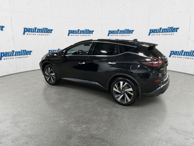 Certified Used 2022 Black Nissan SL image 7