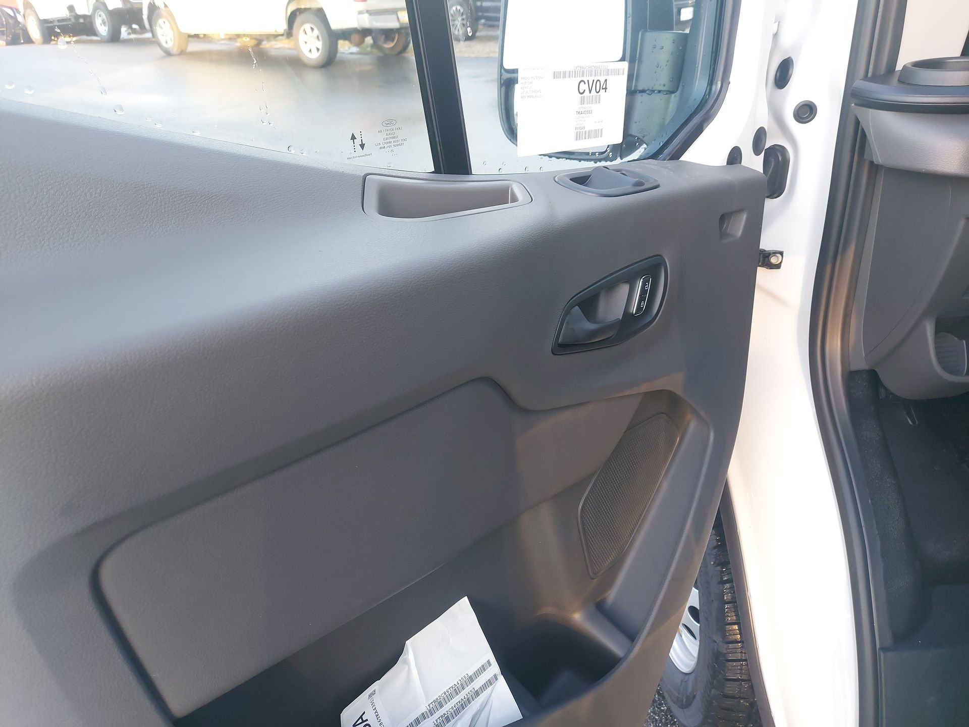 New 2026 Oxford White Ford Cargo Van image 5